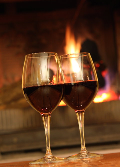 Fireside Pig And Pinot At Contentious Character - Accommodation Cooktown 1