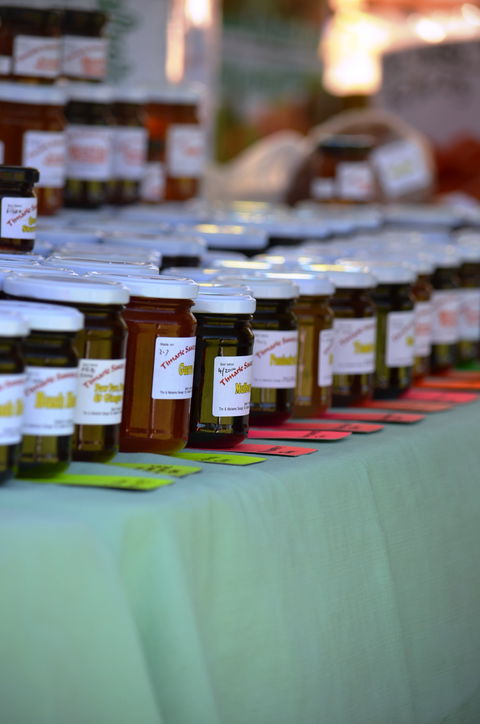 Centenary Park Charity Markets - Accommodation Cooktown 1