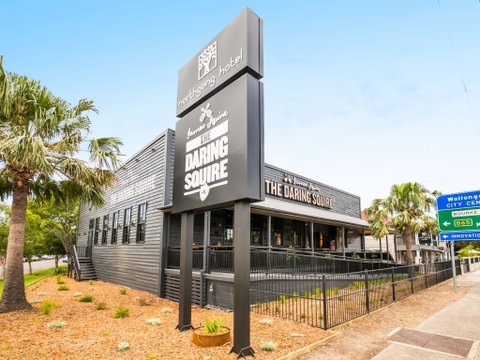 Christmas Lunch At The Daring Squire - Accommodation Cooktown 0