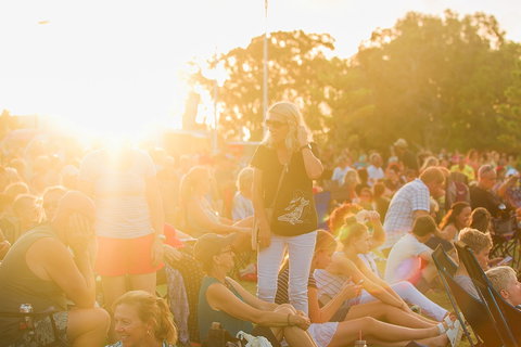 Food N Groove Fridays - Accommodation Cooktown 2