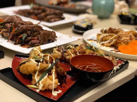 Japanese Cooking - Accommodation Cooktown 0