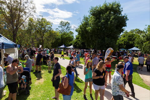 Swan Hill Farmers Market - Accommodation Cooktown 0