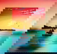 Grab a glass of wine and learn to paint 'Sailboat'