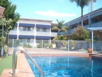 Golden Sands Motor Inn Forster - Accommodation Cooktown 0