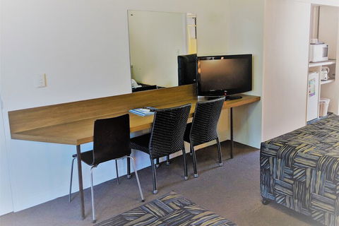 Miners Lodge Motor Inn - Accommodation Cooktown 5