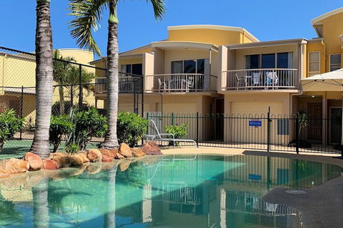 Coolum Beach Getaway Resort - Accommodation Cooktown 1