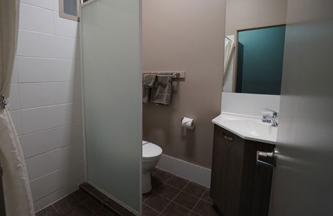 Bluestone Motor Inn - Accommodation Cooktown 6