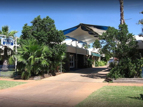 Bluestone Motor Inn - Accommodation Cooktown 0
