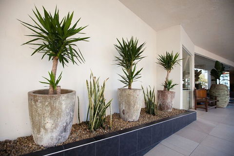 Chateau Beachside - Accommodation Cooktown 1