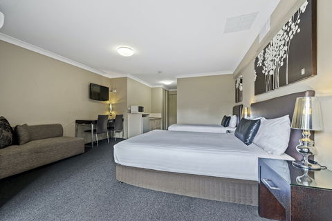 Ambassador On Ruthven - Accommodation Cooktown 5