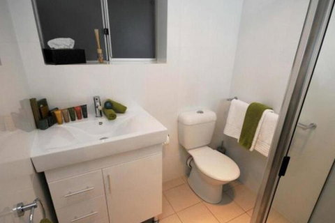 Southern Blue Apartments - Accommodation Cooktown 2