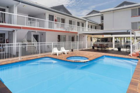 Sunshine Beach Resort - Accommodation Cooktown 0