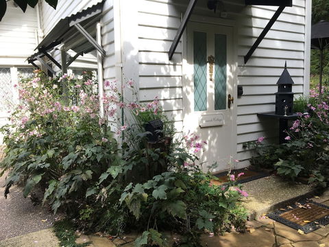 Clarendon Cottages - Accommodation Cooktown 3