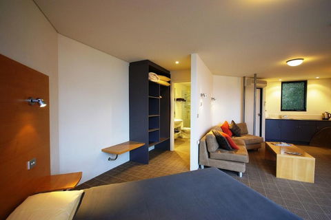 Edge Of The Bay Resort - Accommodation Cooktown 2