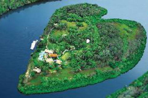 Makepeace Island - Accommodation Cooktown 0
