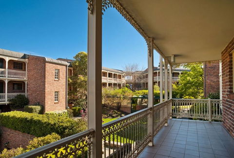 Adina Serviced Apartments Canberra Kingston - Accommodation Cooktown 3