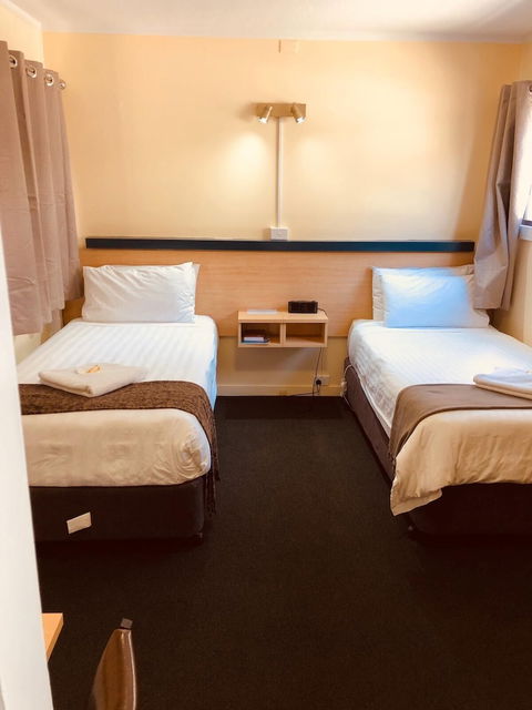 Red Cedar Motel - Accommodation Cooktown 4