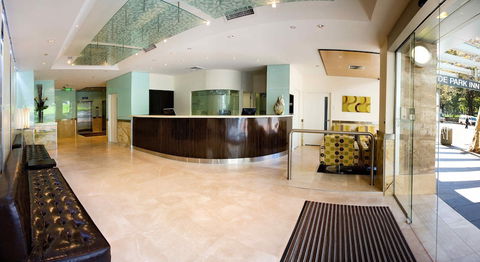 Hyde Park Inn - Accommodation Cooktown 2