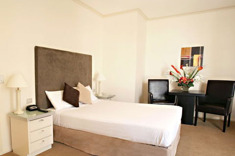 Beau Monde International - Accommodation Cooktown 5