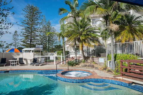 Golden Shores Holiday Club - Accommodation Cooktown 3