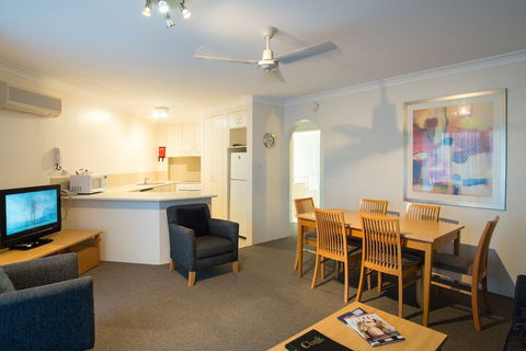 Golden Shores Holiday Club - Accommodation Cooktown 5