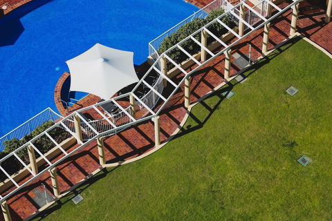 Xanadu Main Beach Resort - Accommodation Cooktown 2