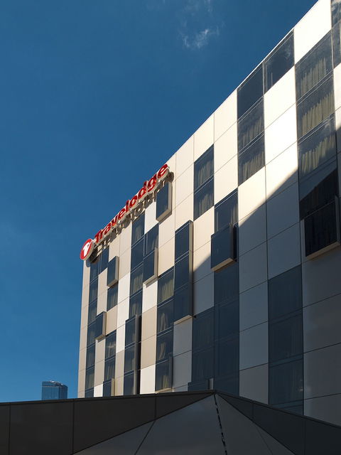 Travelodge Hotel Melbourne Docklands - Accommodation Cooktown 5