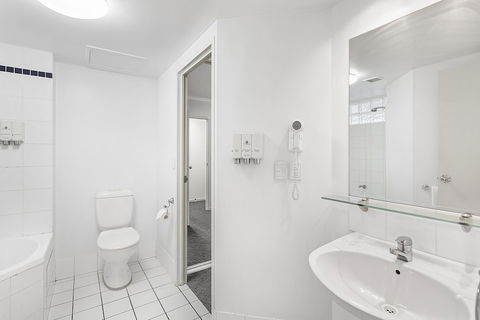 The Landmark Resort Nelson Bay - Accommodation Cooktown 5