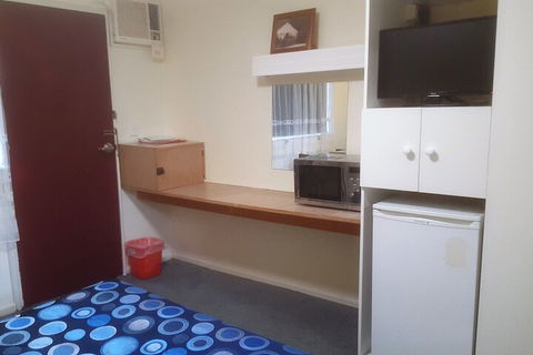 Clunes Motel - Accommodation Cooktown 4