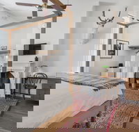 The Local Hotel - Accommodation Cooktown