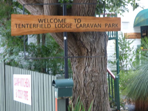 Tenterfield Lodge And Caravan Park - Accommodation Cooktown 0