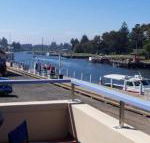 Dockside Waterfront Indulgence - Accommodation Cooktown