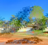 Batchelor Holiday Park - Accommodation Cooktown