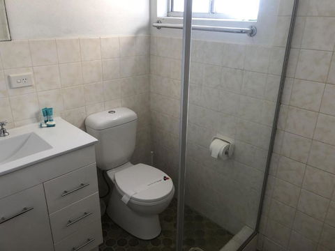 Flat 1 3 Bay Lane - Accommodation Cooktown 3