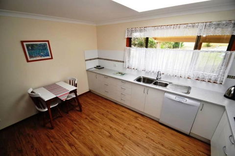 16 Haddrill Parade - Accommodation Cooktown 1