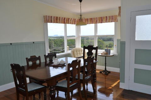 Beths Cottage Roaring 40s - Accommodation Cooktown 4