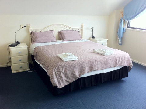 Boathouse Holiday House - Accommodation Cooktown 5