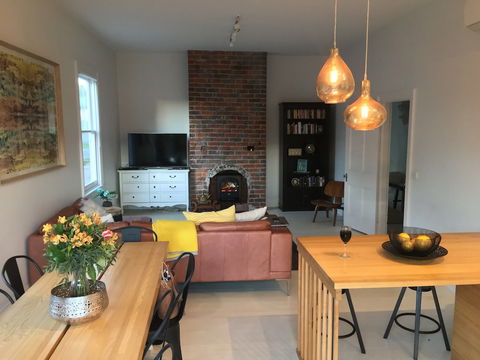 Signature On Gunn - Accommodation Cooktown 3