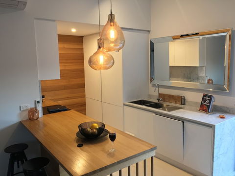 Signature On Gunn - Accommodation Cooktown 2