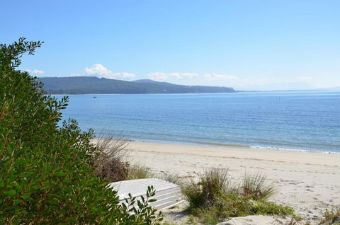 Yolla Beach House - Accommodation Cooktown 3