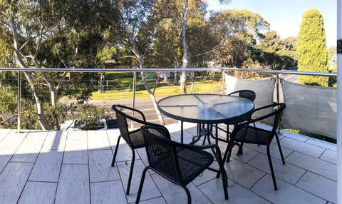 Unit 8 Boardwalk - Accommodation Cooktown 2