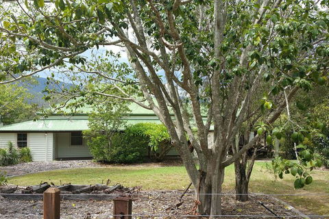 Karamea Homestead - Accommodation Cooktown 2