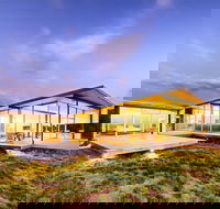 Cloudy Bay Beach House - Accommodation Cooktown