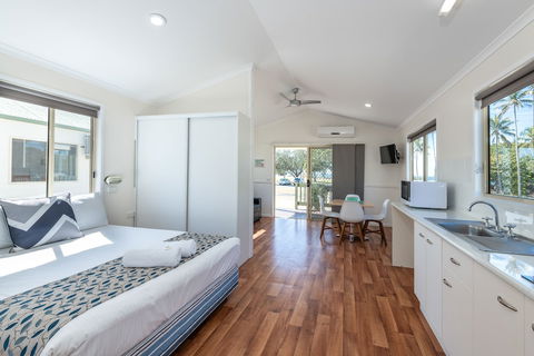 BIG4 Breeze Holiday Parks - Bargara - Accommodation Cooktown 5