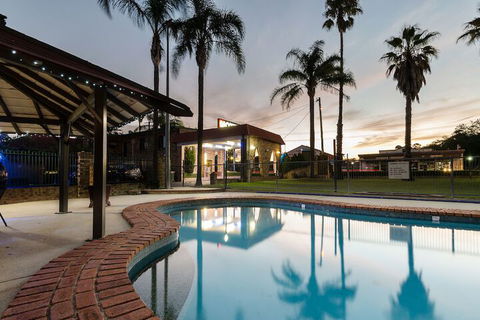 Centre Point Mid City Motor Inn - Accommodation Cooktown 3