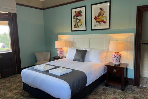 CBC Bed & Breakfast & Cafe - Accommodation Cooktown 6