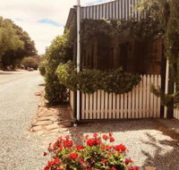 The Olde Devonshire House - Accommodation Cooktown