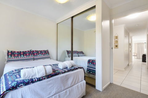 La Mer Apartments - Accommodation Cooktown 6