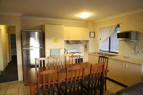 Kirwan Apartments 49 - Accommodation Cooktown 3