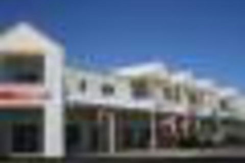 Razorback 9 Budget Holiday Apartments - Accommodation Cooktown 3